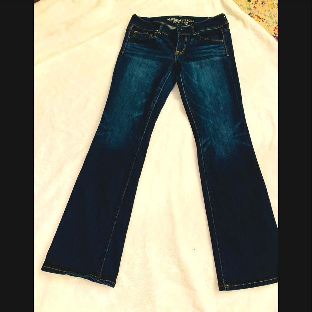 American Eagle EUC size 8 kick boot stretch